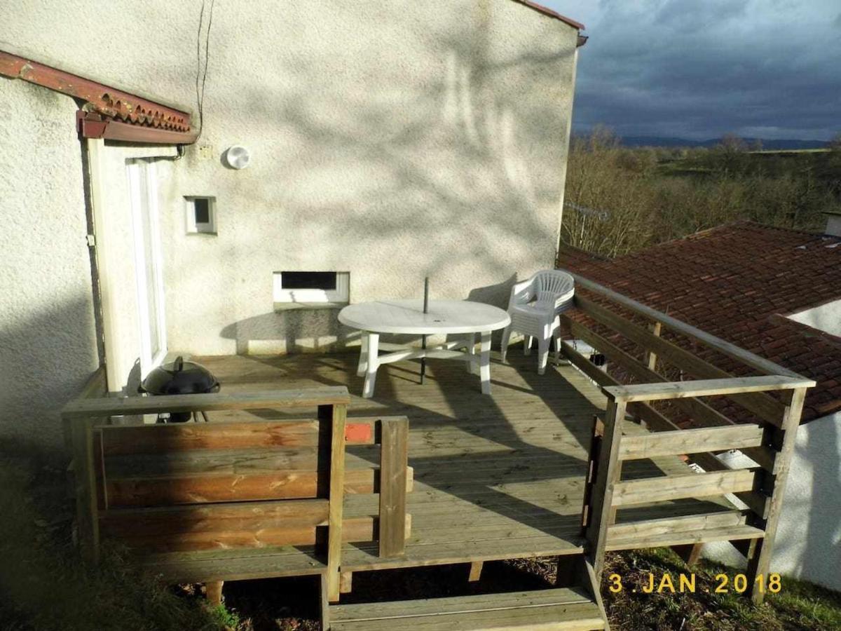 Joli Petit T4 Confortable Au Bord De Leau Vieille-Brioude Экстерьер фото